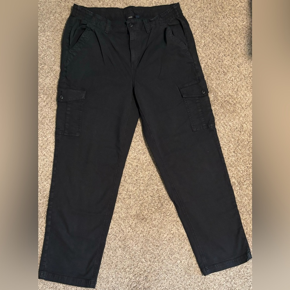 American Eagle Cargo pants, size 14 Regular.